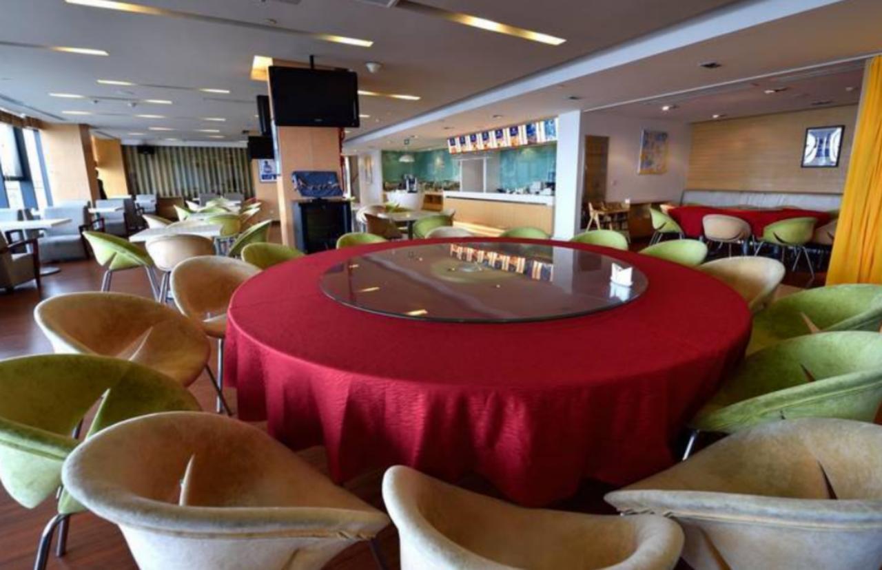 Holiday Inn Express Shanghai Nanhuizui ภายนอก รูปภาพ